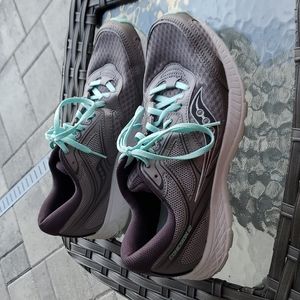 Saucony Cohesion 12 Road Running Shoe sz 9.5 Tennis Shoes 👟